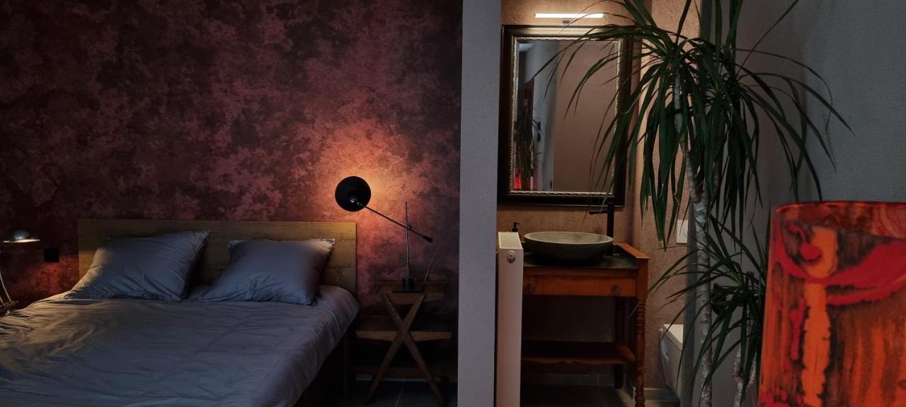Logies La Chevre Folle - Lodging & Cooking In Style With Shared Kitchen Ostende Kültér fotó